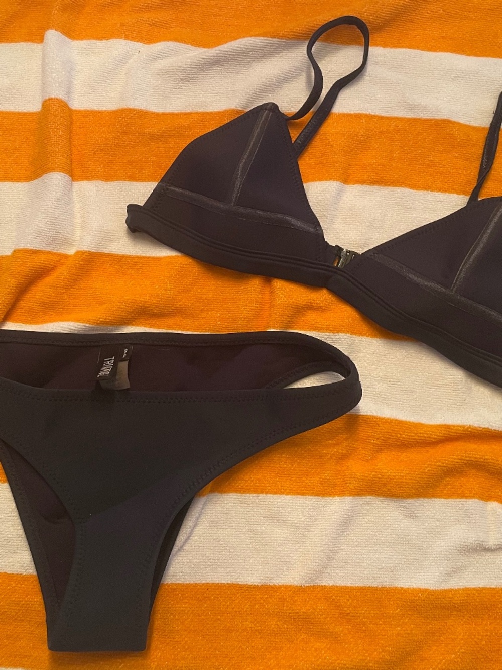 Navy Triangl Swimsuit Set